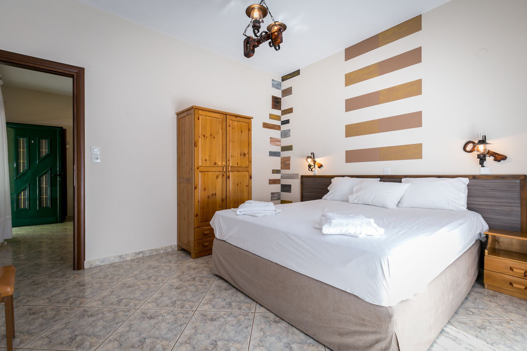 Petra Mare Daire Thimonia Dış mekan fotoğraf